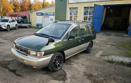 Nissan Prairie III, 1996 год, 250 000 рублей, 2 фотография