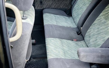 Nissan Prairie III, 1996 год, 250 000 рублей, 4 фотография