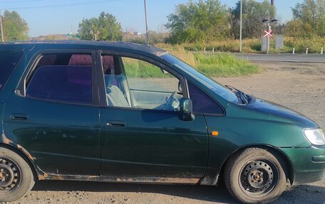 Toyota Corolla Spacio II, 1997 год, 180 000 рублей, 4 фотография