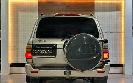 Toyota Land Cruiser 100 рестайлинг 2, 1999 год, 1 325 000 рублей, 5 фотография