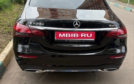 Mercedes-Benz E-Класс, 2020 год, 3 600 000 рублей, 4 фотография