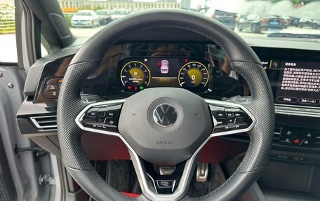 Volkswagen Golf VIII, 2023 год, 1 920 001 рублей, 14 фотография