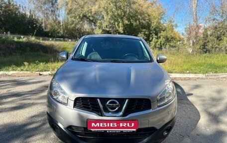 Nissan Qashqai, 2011 год, 920 000 рублей, 2 фотография