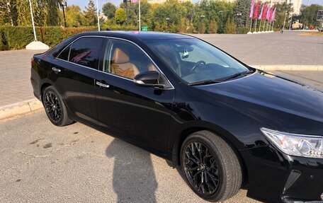 Toyota Camry, 2017 год, 2 690 000 рублей, 8 фотография