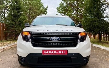 Ford Explorer VI, 2013 год, 1 900 000 рублей, 1 фотография