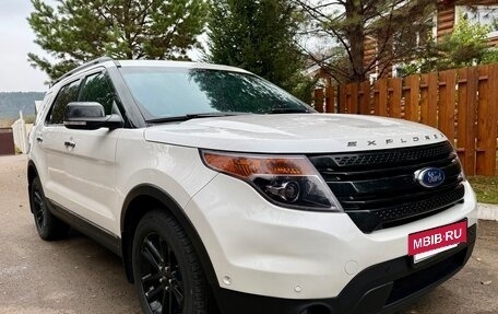 Ford Explorer VI, 2013 год, 1 900 000 рублей, 6 фотография
