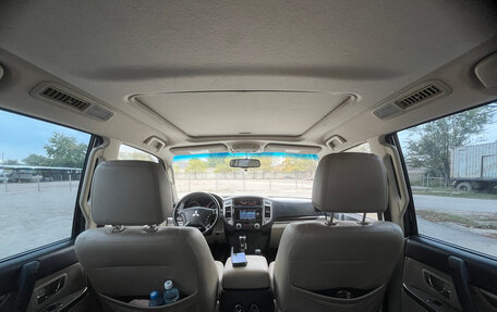 Mitsubishi Pajero IV, 2018 год, 3 400 000 рублей, 10 фотография