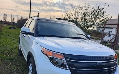 Ford Explorer VI, 2013 год, 1 600 000 рублей, 1 фотография