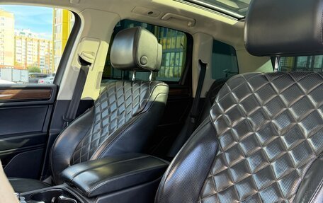 Volkswagen Touareg III, 2016 год, 3 100 000 рублей, 13 фотография