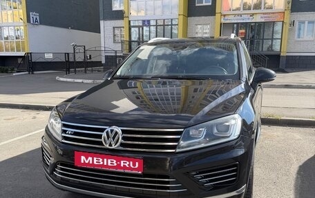 Volkswagen Touareg III, 2016 год, 3 100 000 рублей, 12 фотография