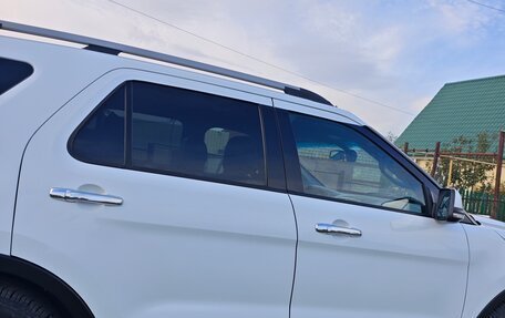 Ford Explorer VI, 2013 год, 1 600 000 рублей, 3 фотография