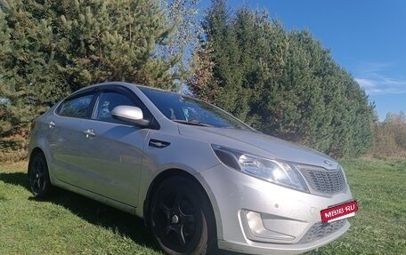 KIA Rio III рестайлинг, 2014 год, 600 000 рублей, 2 фотография