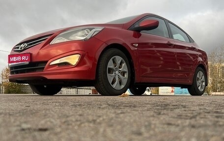Hyundai Solaris II рестайлинг, 2016 год, 920 000 рублей, 1 фотография
