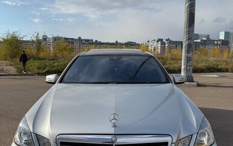 Mercedes-Benz E-Класс, 2009 год, 1 750 000 рублей, 1 фотография