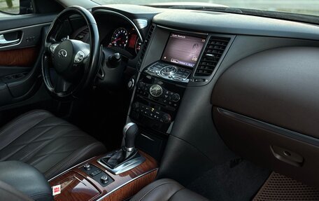 Infiniti FX II, 2011 год, 1 440 000 рублей, 24 фотография
