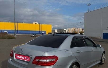 Mercedes-Benz E-Класс, 2009 год, 1 750 000 рублей, 4 фотография