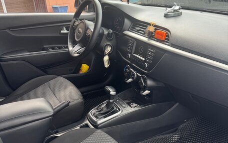 KIA Rio IV, 2020 год, 1 690 000 рублей, 14 фотография