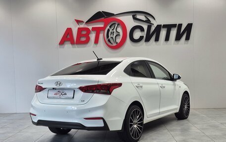 Hyundai Solaris II рестайлинг, 2018 год, 1 315 000 рублей, 4 фотография