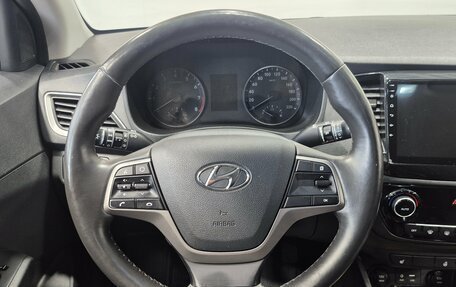 Hyundai Solaris II рестайлинг, 2018 год, 1 315 000 рублей, 10 фотография