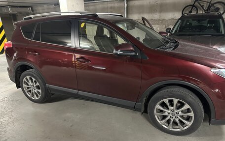 Toyota RAV4, 2016 год, 2 200 000 рублей, 3 фотография