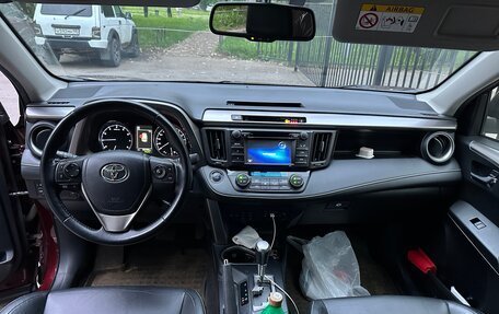 Toyota RAV4, 2016 год, 2 200 000 рублей, 9 фотография