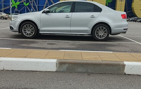 Volkswagen Jetta VI, 2011 год, 595 000 рублей, 6 фотография