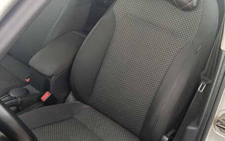 Volkswagen Jetta VI, 2011 год, 595 000 рублей, 14 фотография