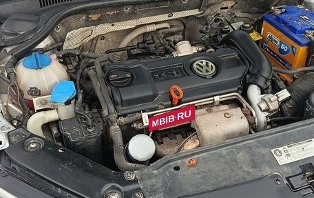 Volkswagen Jetta VI, 2011 год, 595 000 рублей, 18 фотография
