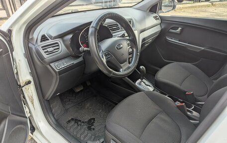 KIA Rio III рестайлинг, 2016 год, 910 000 рублей, 13 фотография