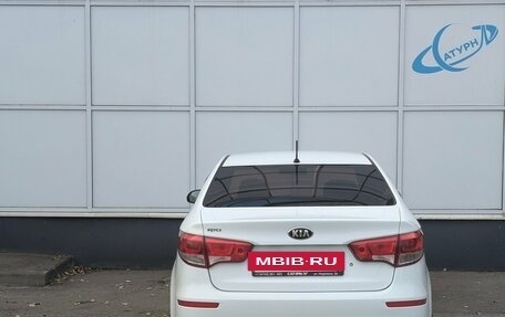 KIA Rio III рестайлинг, 2016 год, 910 000 рублей, 6 фотография