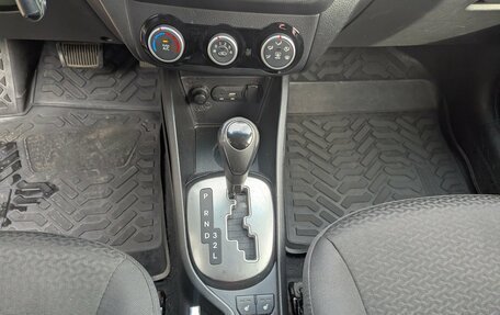 KIA Rio III рестайлинг, 2016 год, 910 000 рублей, 17 фотография