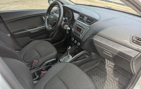 KIA Rio III рестайлинг, 2016 год, 910 000 рублей, 18 фотография
