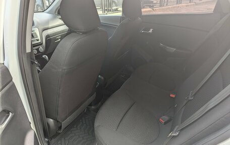 KIA Rio III рестайлинг, 2016 год, 910 000 рублей, 22 фотография