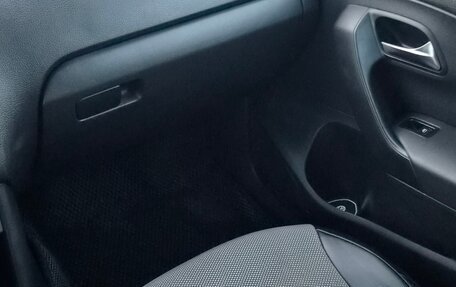 Volkswagen Polo VI (EU Market), 2013 год, 875 000 рублей, 10 фотография