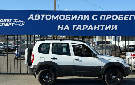 Chevrolet Niva I рестайлинг, 2016 год, 696 000 рублей, 8 фотография