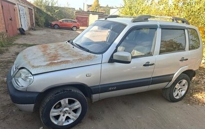 Chevrolet Niva I рестайлинг, 2004 год, 205 000 рублей, 1 фотография