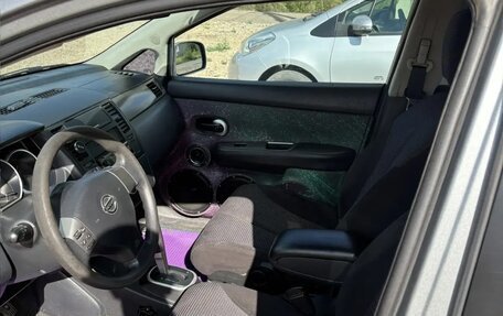 Nissan Tiida, 2010 год, 850 000 рублей, 10 фотография