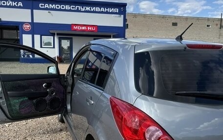 Nissan Tiida, 2010 год, 850 000 рублей, 13 фотография