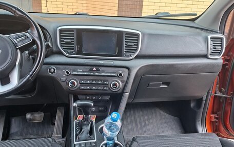 KIA Sportage IV рестайлинг, 2019 год, 2 098 000 рублей, 9 фотография