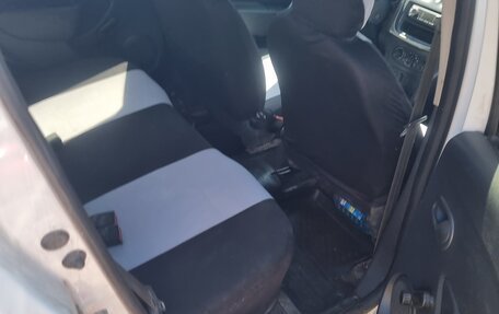 Renault Logan II, 2014 год, 350 000 рублей, 5 фотография