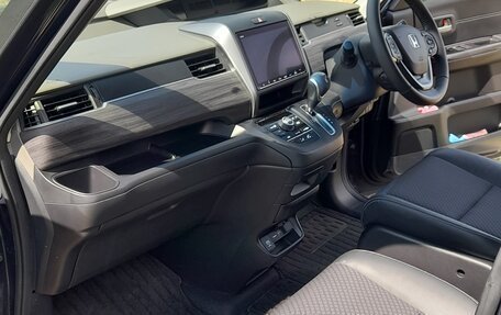 Honda Freed II, 2023 год, 1 950 000 рублей, 11 фотография
