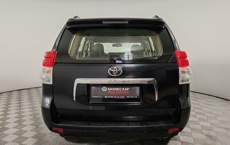 Toyota Land Cruiser Prado 150 рестайлинг 2, 2013 год, 2 875 000 рублей, 6 фотография
