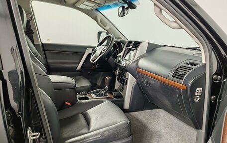 Toyota Land Cruiser Prado 150 рестайлинг 2, 2013 год, 2 875 000 рублей, 19 фотография