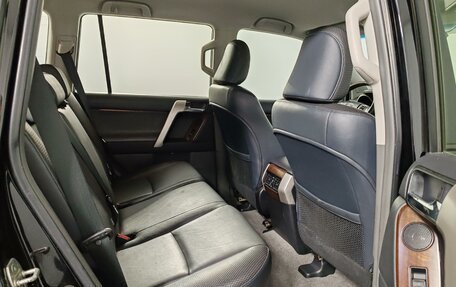 Toyota Land Cruiser Prado 150 рестайлинг 2, 2013 год, 2 875 000 рублей, 20 фотография