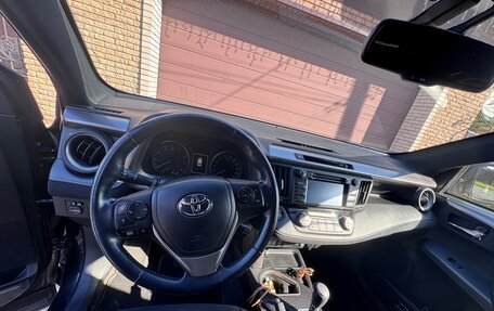 Toyota RAV4, 2016 год, 2 650 000 рублей, 5 фотография
