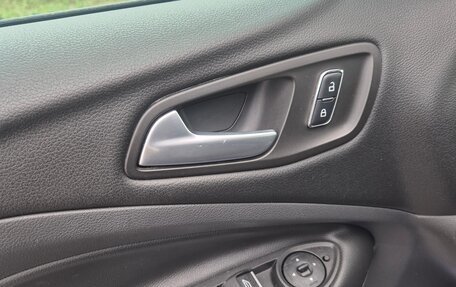 Ford Kuga III, 2016 год, 1 570 000 рублей, 6 фотография