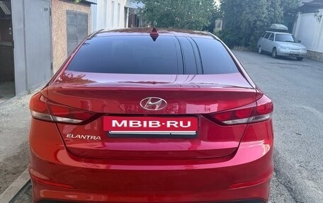 Hyundai Elantra VI рестайлинг, 2017 год, 1 099 999 рублей, 2 фотография