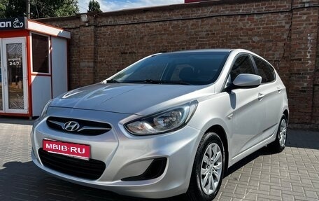 Hyundai Solaris II рестайлинг, 2012 год, 720 000 рублей, 1 фотография