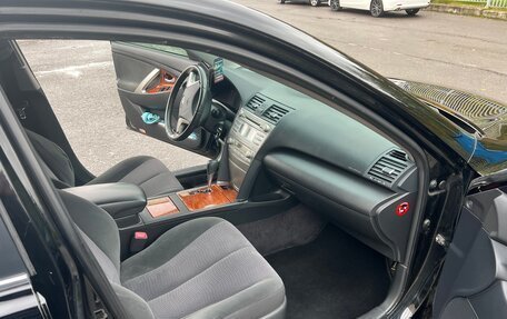 Toyota Camry, 2011 год, 1 100 000 рублей, 12 фотография