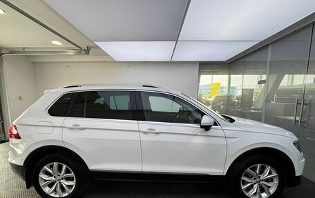 Volkswagen Tiguan II, 2017 год, 2 419 000 рублей, 4 фотография